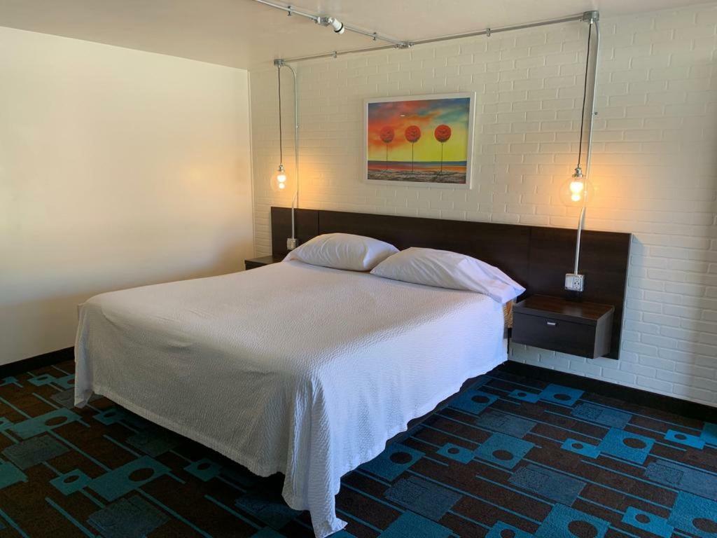 Motel The Sands 2*